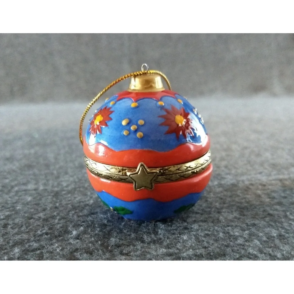 Ornament Trinket Box Porcelain Hinged‎ Christmas Ball Hanging Cord Orig Box NEW